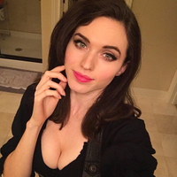 amouranth - BOJWiykgKwS-r2Om4Esw.jpg